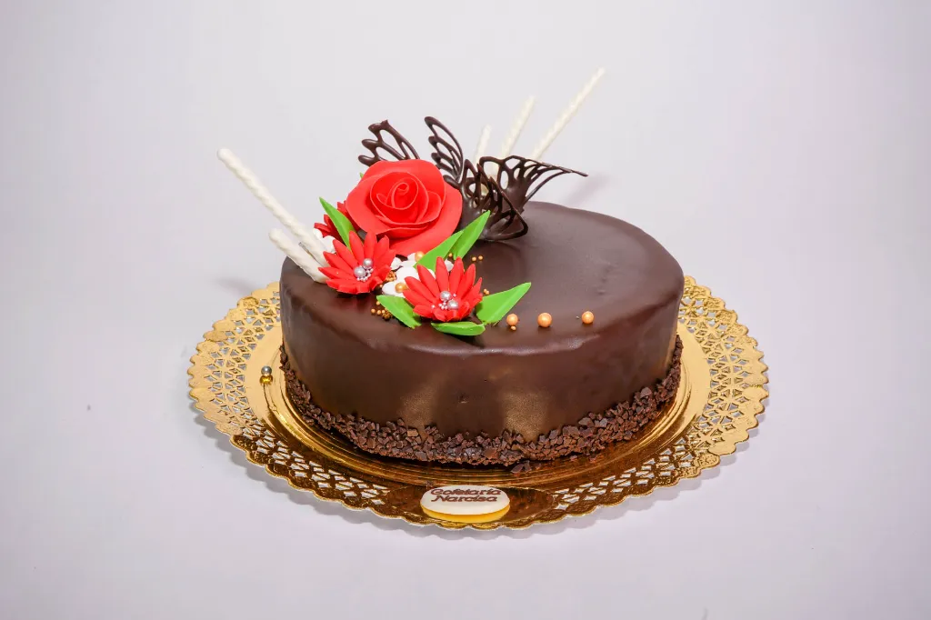 tort-ciocolata-1.webp