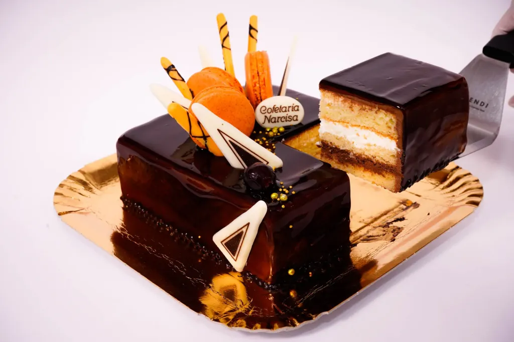 Tort Caramela